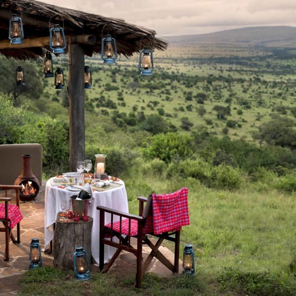 Kleins-camp-serengeti-romantic-dinner